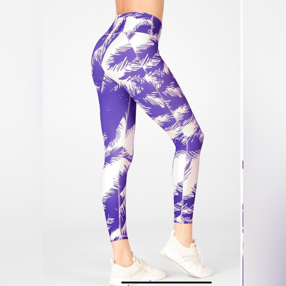 Fabletics PureLuxe High-Waisted 7/8 Legging Purple White Sz M